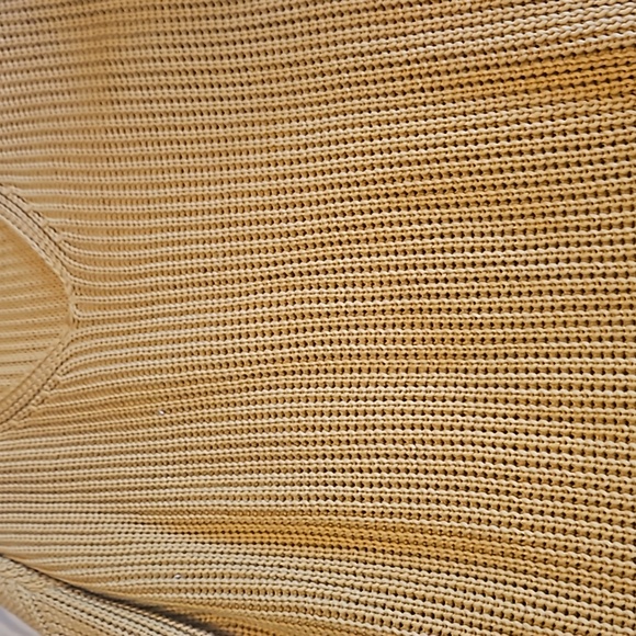 Jenni Kayne Cotton Cabin Sweater in Mustard Color Small EEUC PRICE IS FIRM - Picture 16 of 17